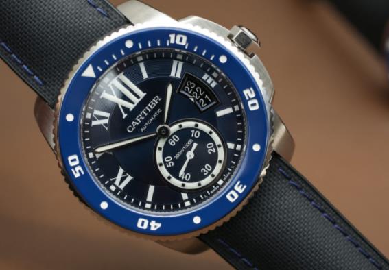 卡地亚 Calibre De Cartier Diver Blue 腕表（图2）